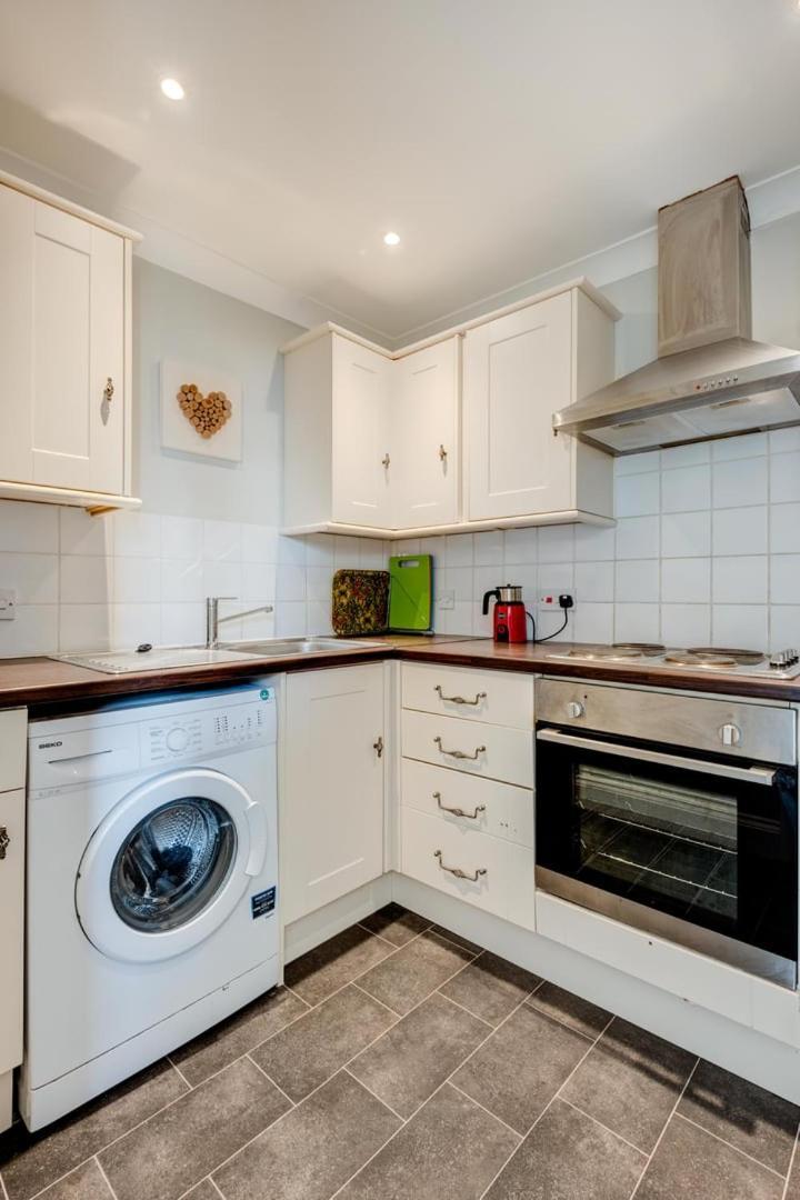 The Smugglers Retreat Apartment Hastings Bagian luar foto